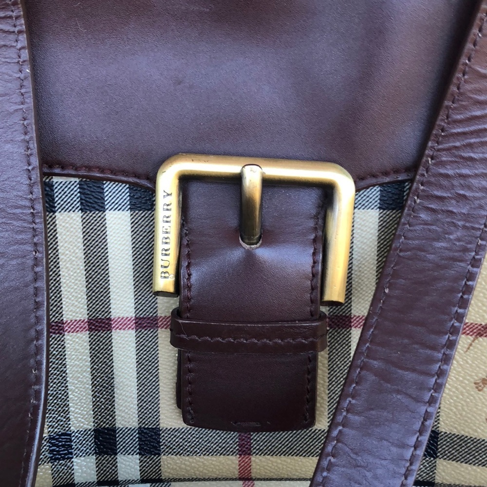 Burberry Bag - Picture 13 of 14
